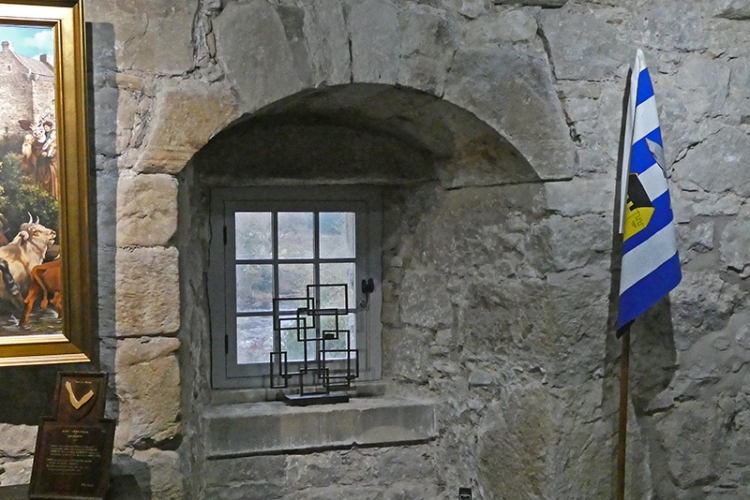Gilnockie Tower window